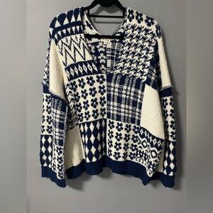 NWOT POL Navy and White Patterned Panel Chenille Oversized Sweater. Size Small